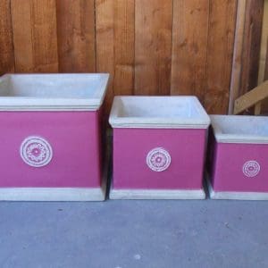 Low Square Pot  with Plain Rim & Badge